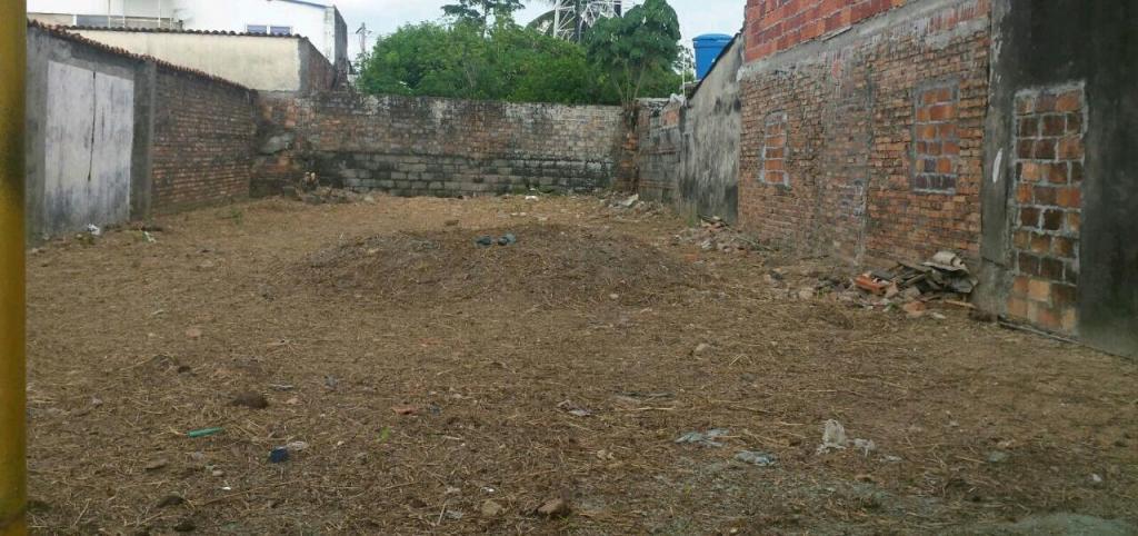 vendo lote bien ubicado en  plano 300m2 con escrituras al dia 90millones negociables