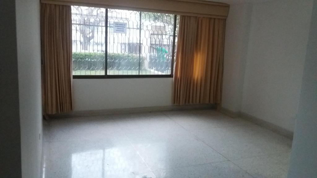 vendo amplio apartamento