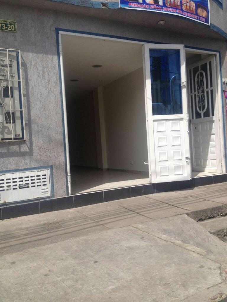 ARRIENDO LOCAL AMPLIO EN SECTOR MUY COMERCIAL DE KENNEDY