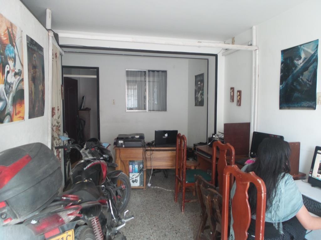 Vendo Permuto Local con apartamento en Soacha Leon XIII, Cerca de Transmilenio