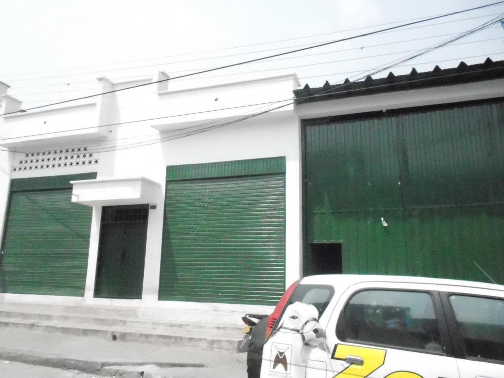 BODEGA EN ARRIENDO 400 M2 BARRIO 7 DE AGOSTO