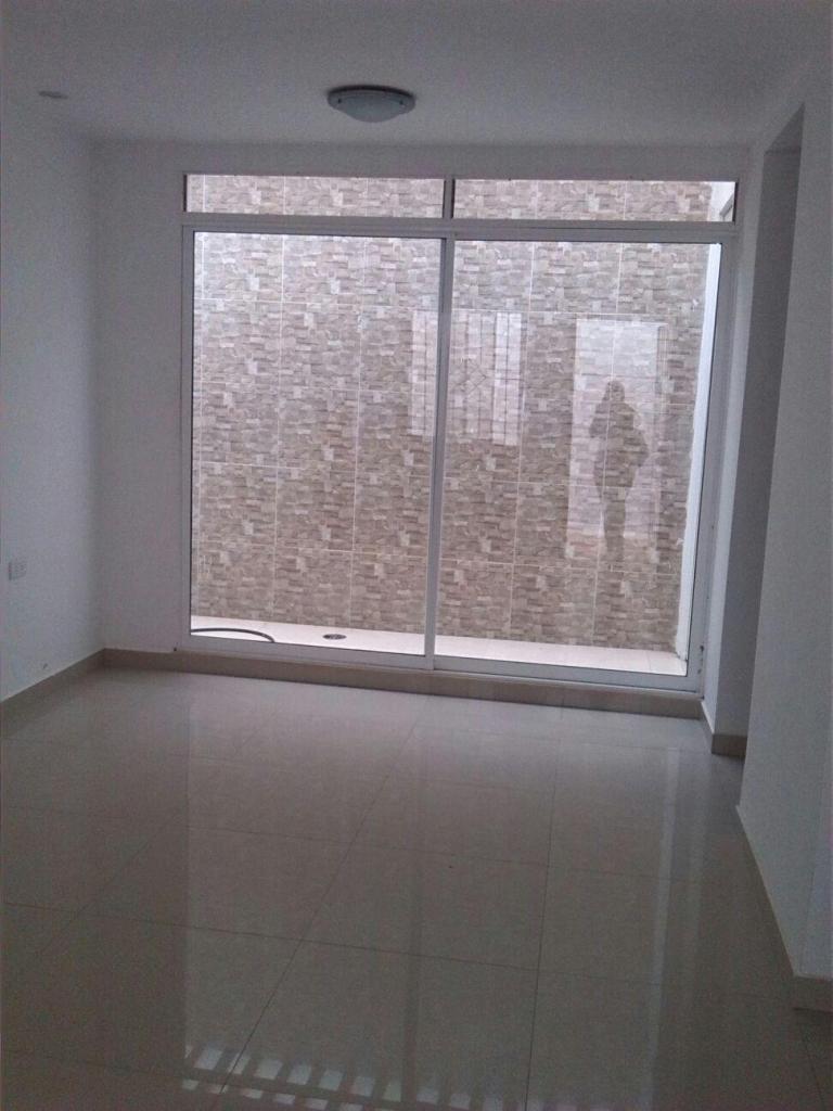 SE VENDEN CASAS PARA ESTRENAR