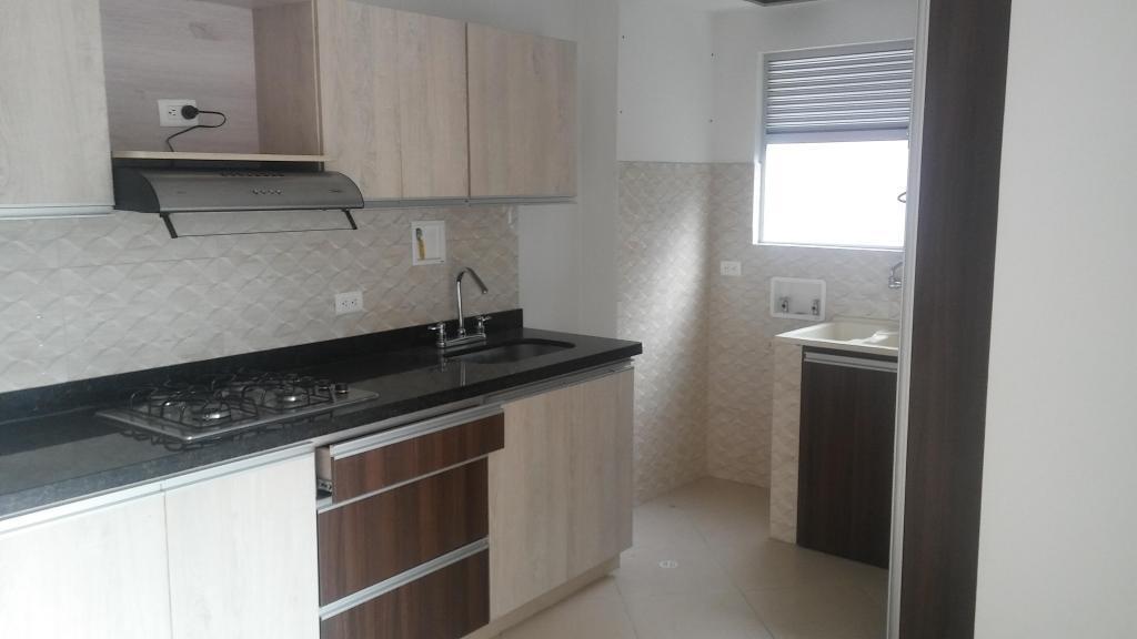 EN ALQUILER APARTAMENTO EN LA FLORESTA . 10562 sdf