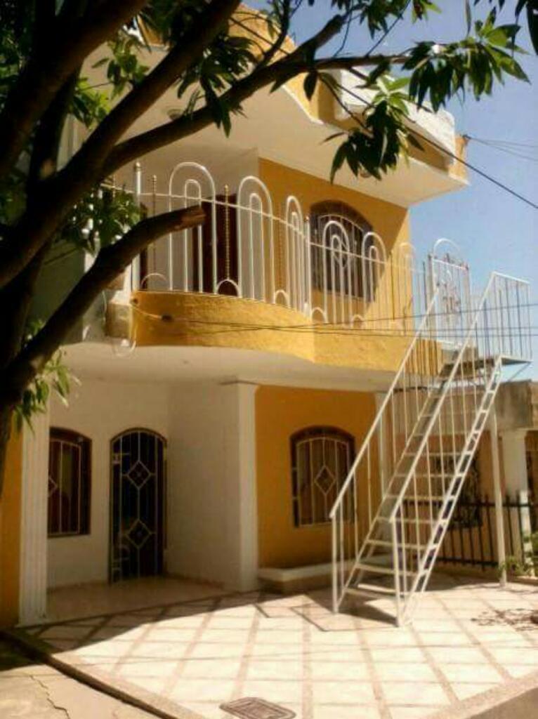 Casa de dos pisos barata en 145 son dos por ese precio en los almensros cerca ala olimpica