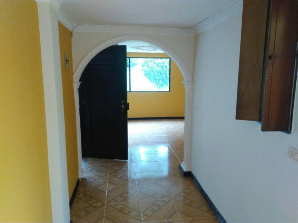 Arriendo apartamento en conjunto cerrado pucalpa 3