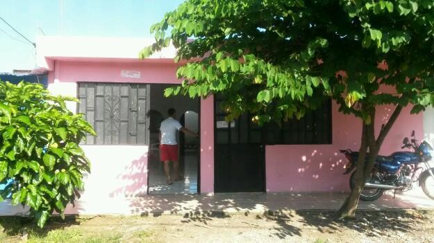 Vendo casa amplia barata