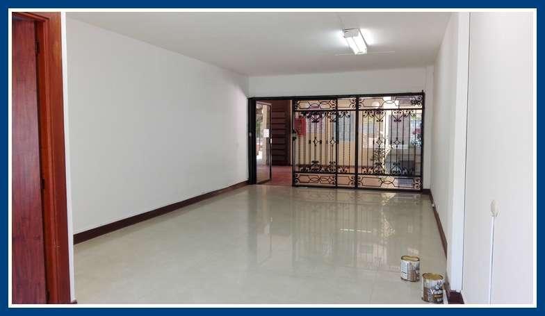 Pontevedra Excelente Local en Arriendo