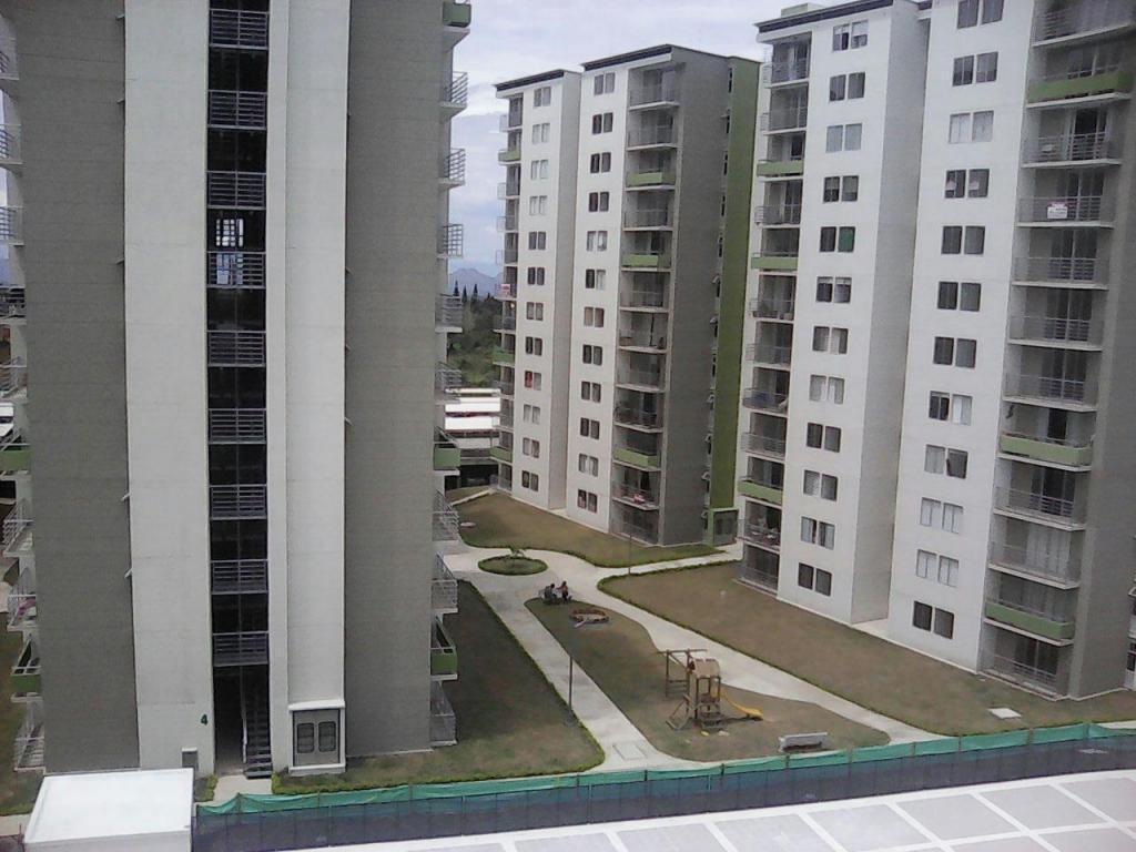 SE ARRIENDA APARTAMENTO EN ALTAGRACIA