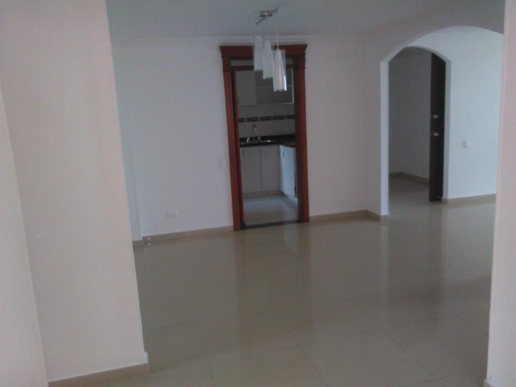 EN VENTA ESPECTACULAR APARTAMENTO EN EL BARRIO EL TABOR