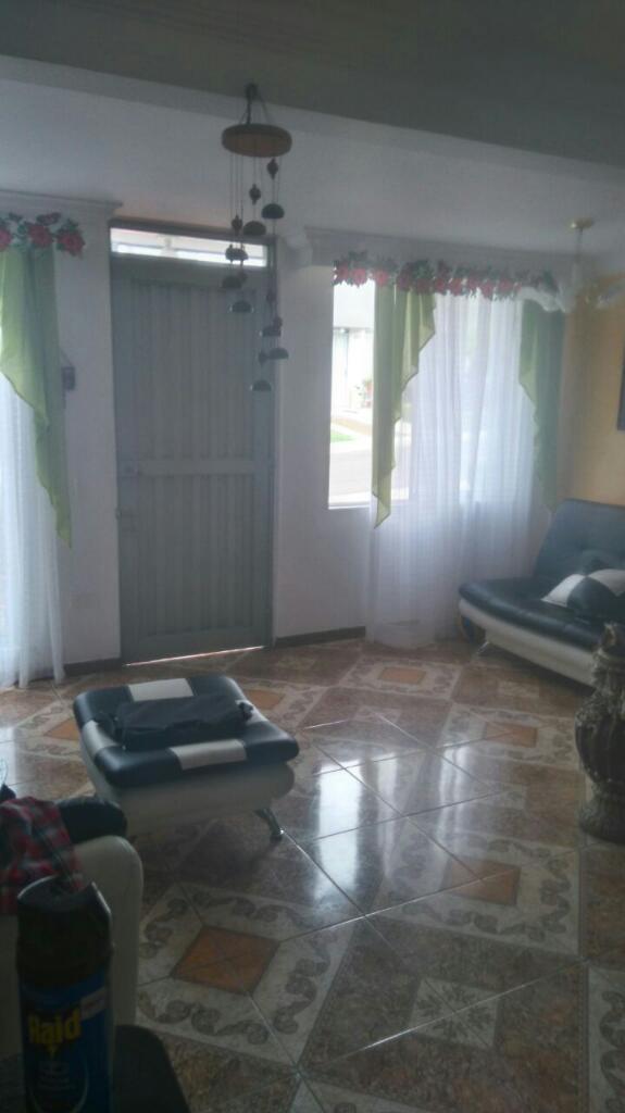 VENDO HERMOSA CASA EN CONJUNTO CERRADO