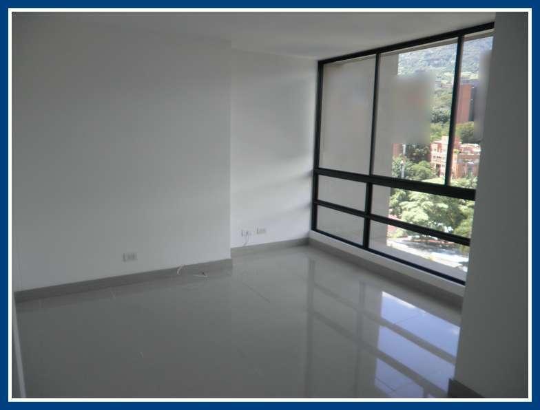 Zuñiga Excelente Apartamento en Arriendo