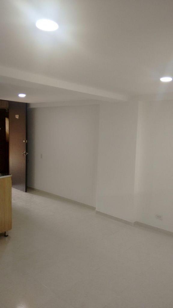 Se Vende Hermoso Aparta Estudio En Prado Centro Tiene Un Área de 36 Metros Cuadrados $82.000.000