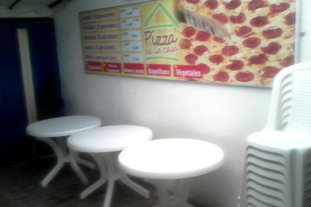 Pizzeria Y Cedo Casa con Local