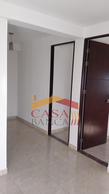 ARRIENDO APARTAMENTO EN LA CEIBA