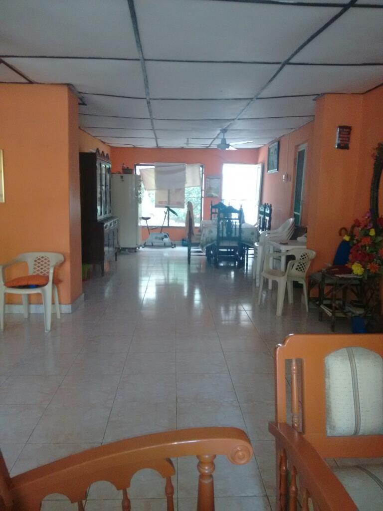 Vendo casa en el barrio Paraguay de 12 x 25 mtrs 300.000.000