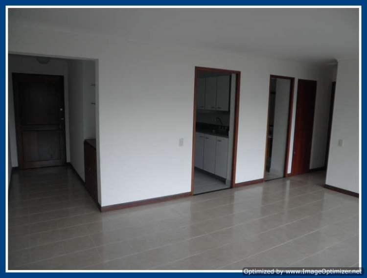 Zuñiga Excelente Apartamento en Venta