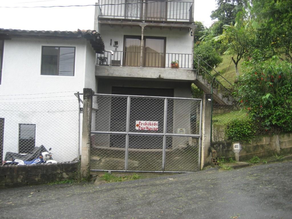 RENTO BODEGA PARA ALMACENAR