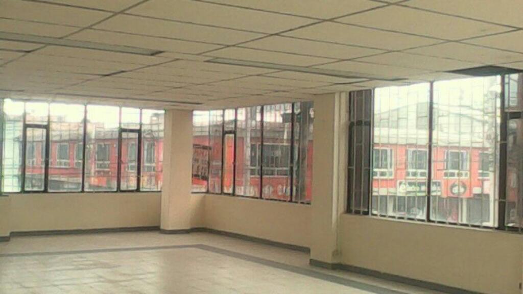 Arriendo Locales Comercial en  2 Y 3 Piso