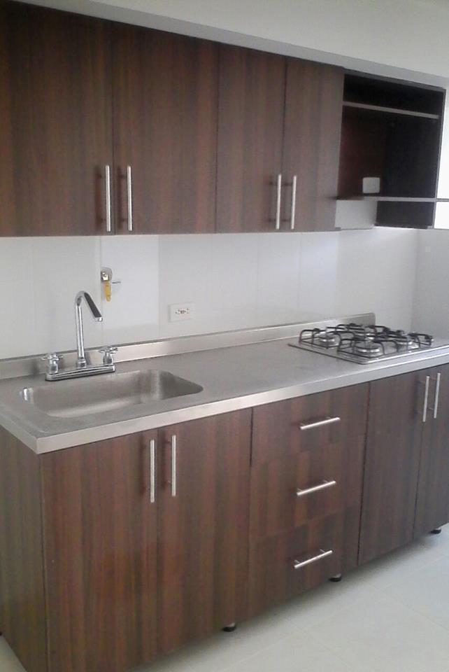 se arrienda excelente apartamento en la cumbre