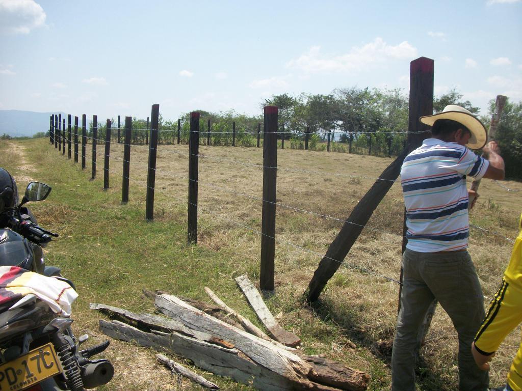 SE VENDE O PERMUTA LOTE EN MELGAR