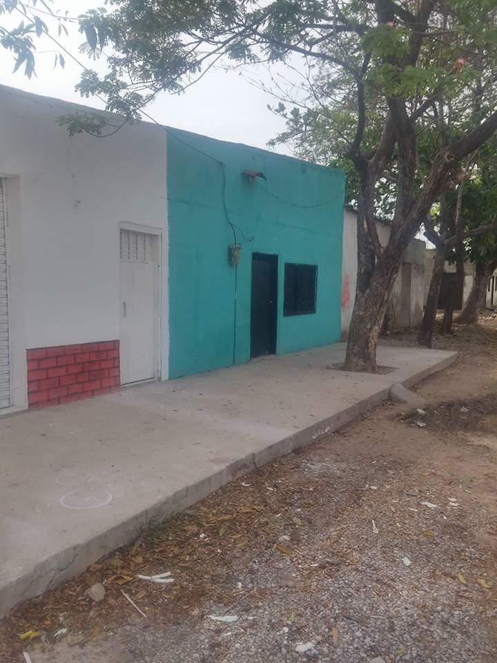 venta de 2 locales y casa