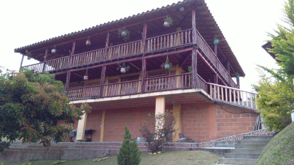 Casa en Versalles  a 40 min de Medellín