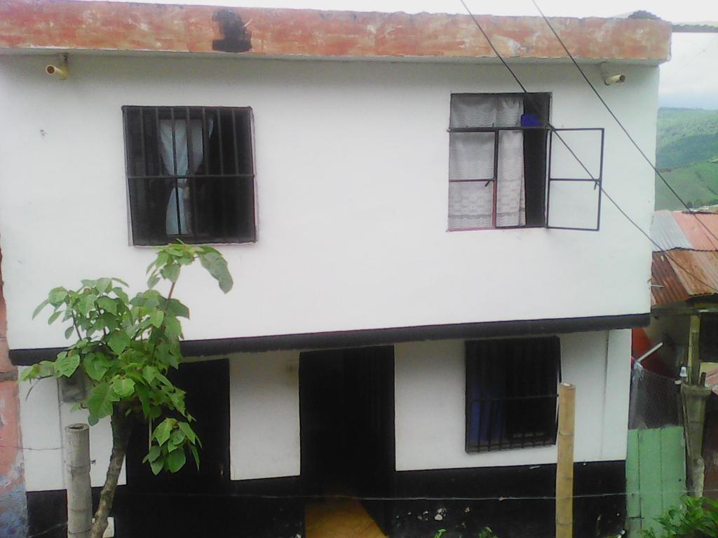 VENDO CASA EN