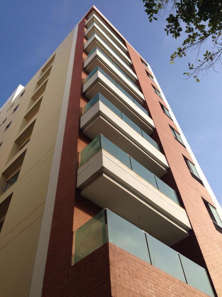 APARTAMENTO 2 ALCOBAS, TERCER PISO, CALLE 88, LA CAMPIÑA, CERCA UNIAUTONOMA !!!!!