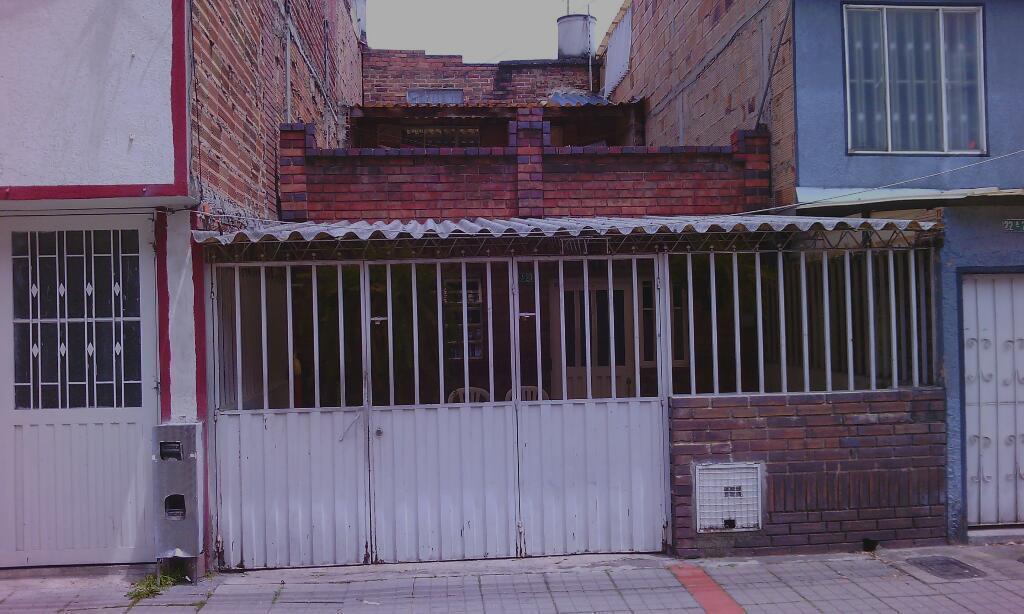 Casa en Bogota,barrio Quiriga Amplia,si Quieren Construir en La Parte de Adelante,tiene