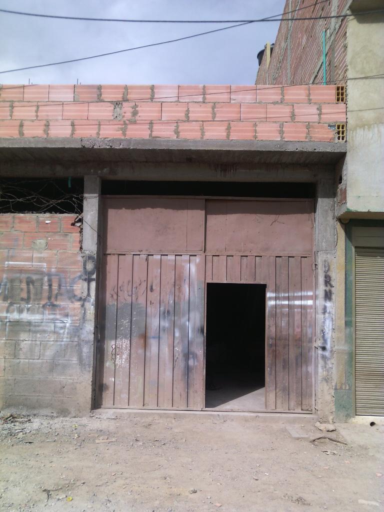 Se Vende. Esta Bodega en Bosa