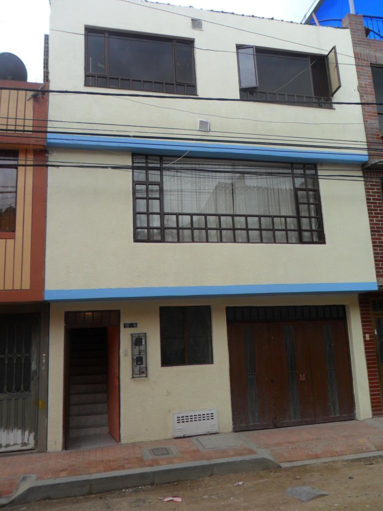 Vendo Casa De Tres plantas 6x12m Barrio Suba San Pedro