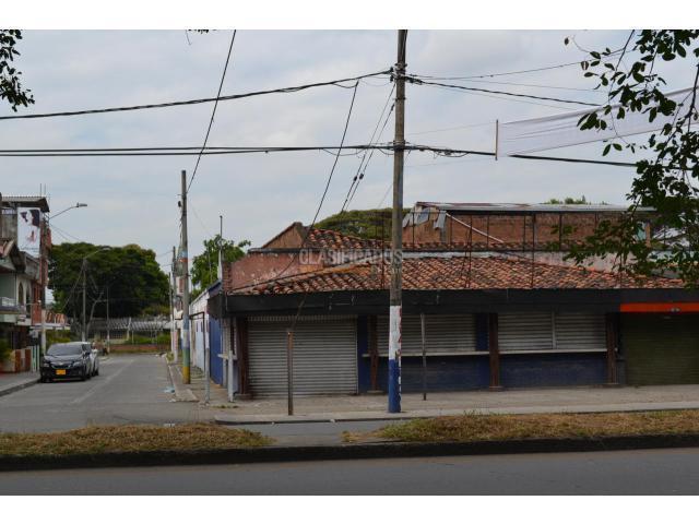 GP FINCA RAIZ= Vendo Local, Casalote, Esquinero, 1200m, , área para cualquier tipo de proyecto