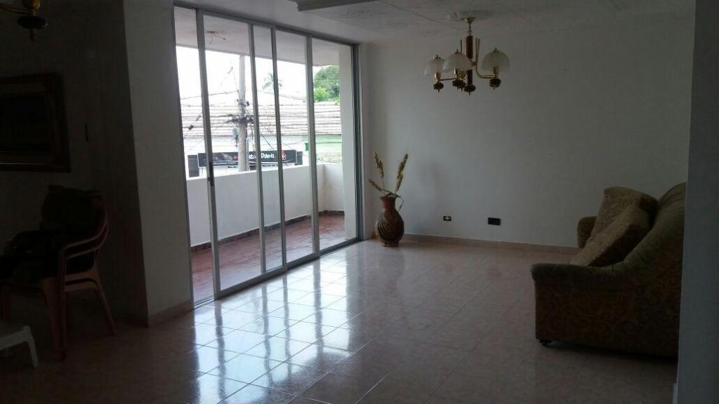 SE ARRIENDA APARTAMENTO