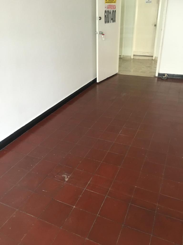 ARRIENDO OFICINA EN EL CENTRO