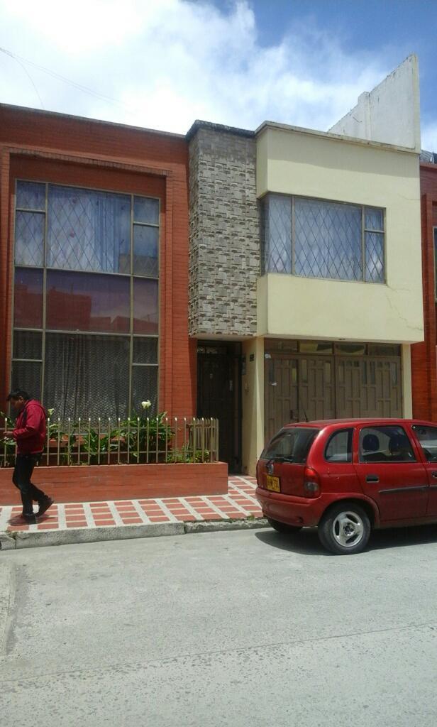 Casa Barrio Lirios Norte