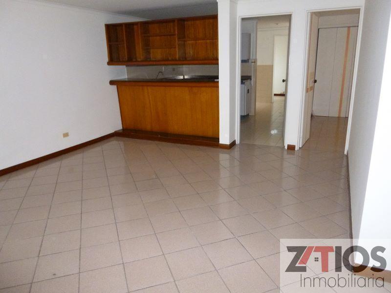 Arriendo Apartamento En Almeria 1.500.00