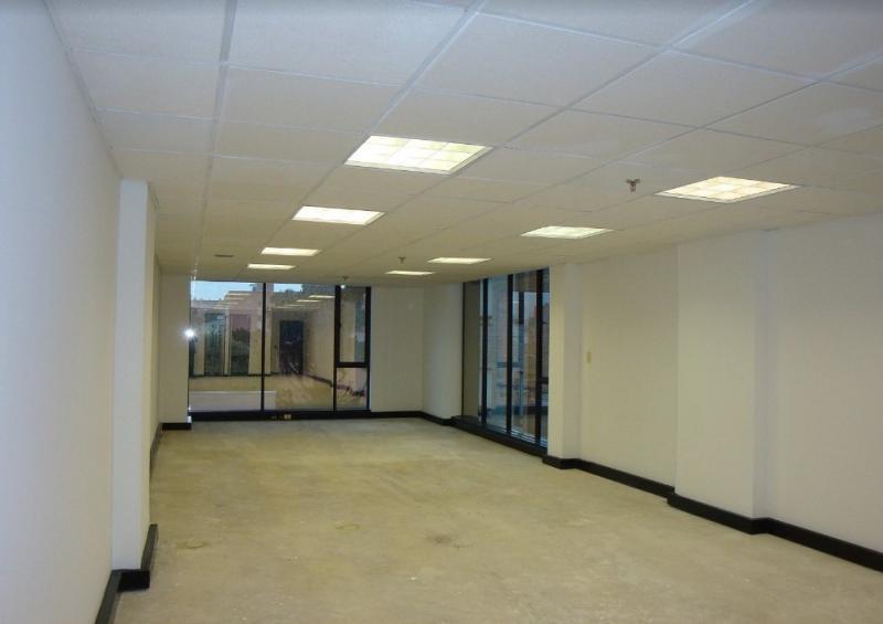 Cod. ABLUI2675 Oficina En Arriendo En Bogota Chico Norte