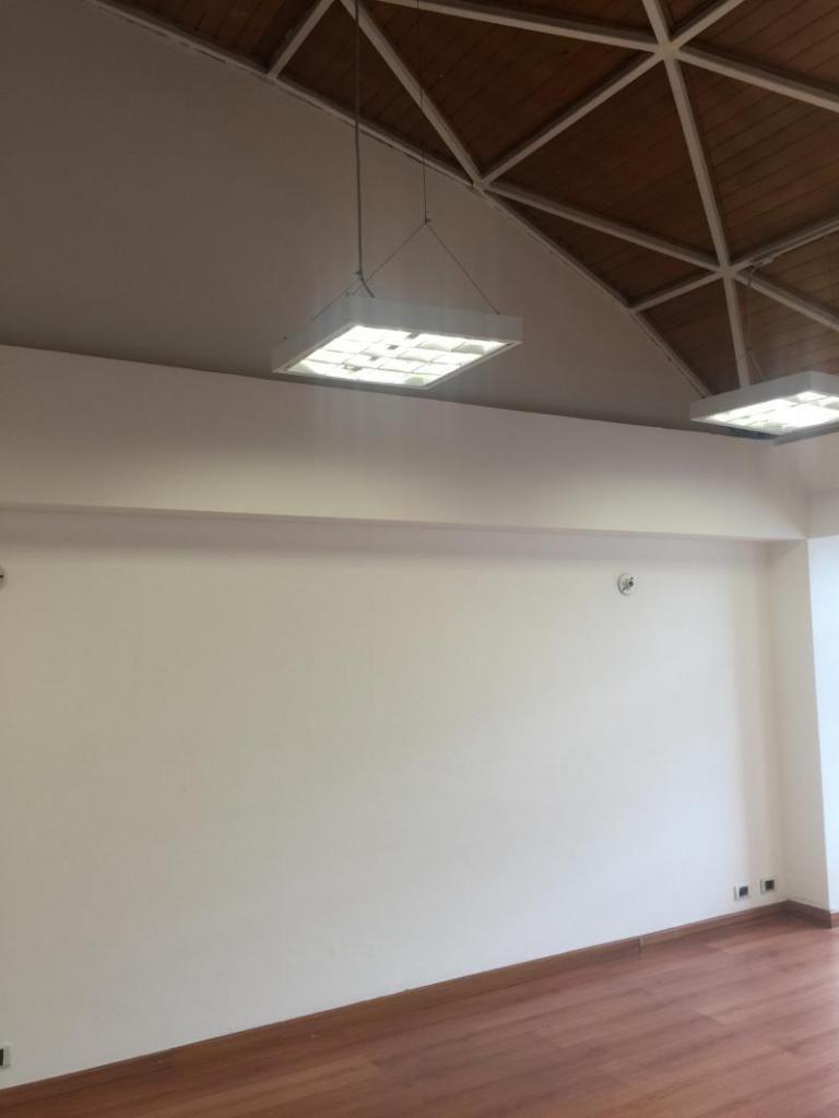 Cod. ABLUI2677 Oficina En Arriendo En Bogota Chico Norte