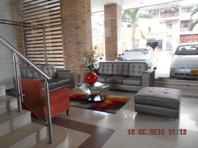 ARRIENDO APARTAMENTO CABECERA