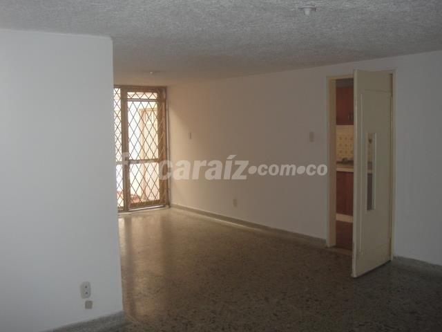 ARRIENDO CABECERA