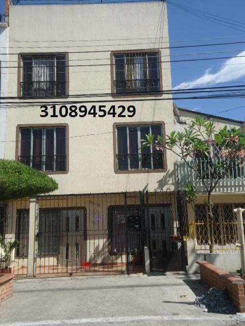 EDIFICIO EN VENTA  LA BASE