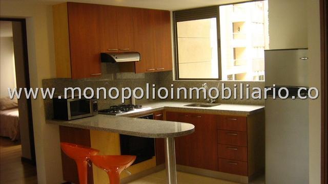 rento apartamento amoblado en el poblado cod. 716