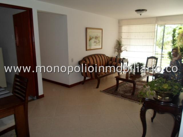 rento apartamento amoblado en el poblado cod. 719