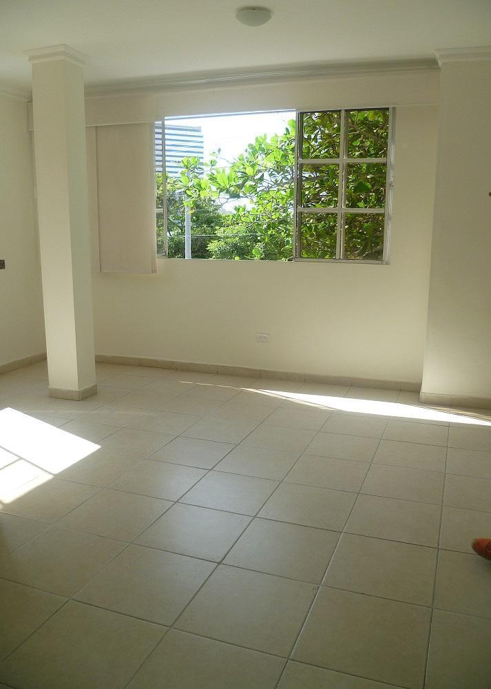 Se arrienda apto en Prado. Punto inmobiliario B/quilla