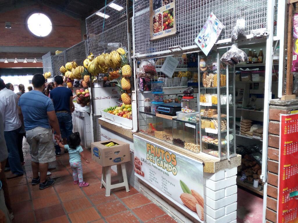 Se Vende O Arrienda Local en Plaza Mutis