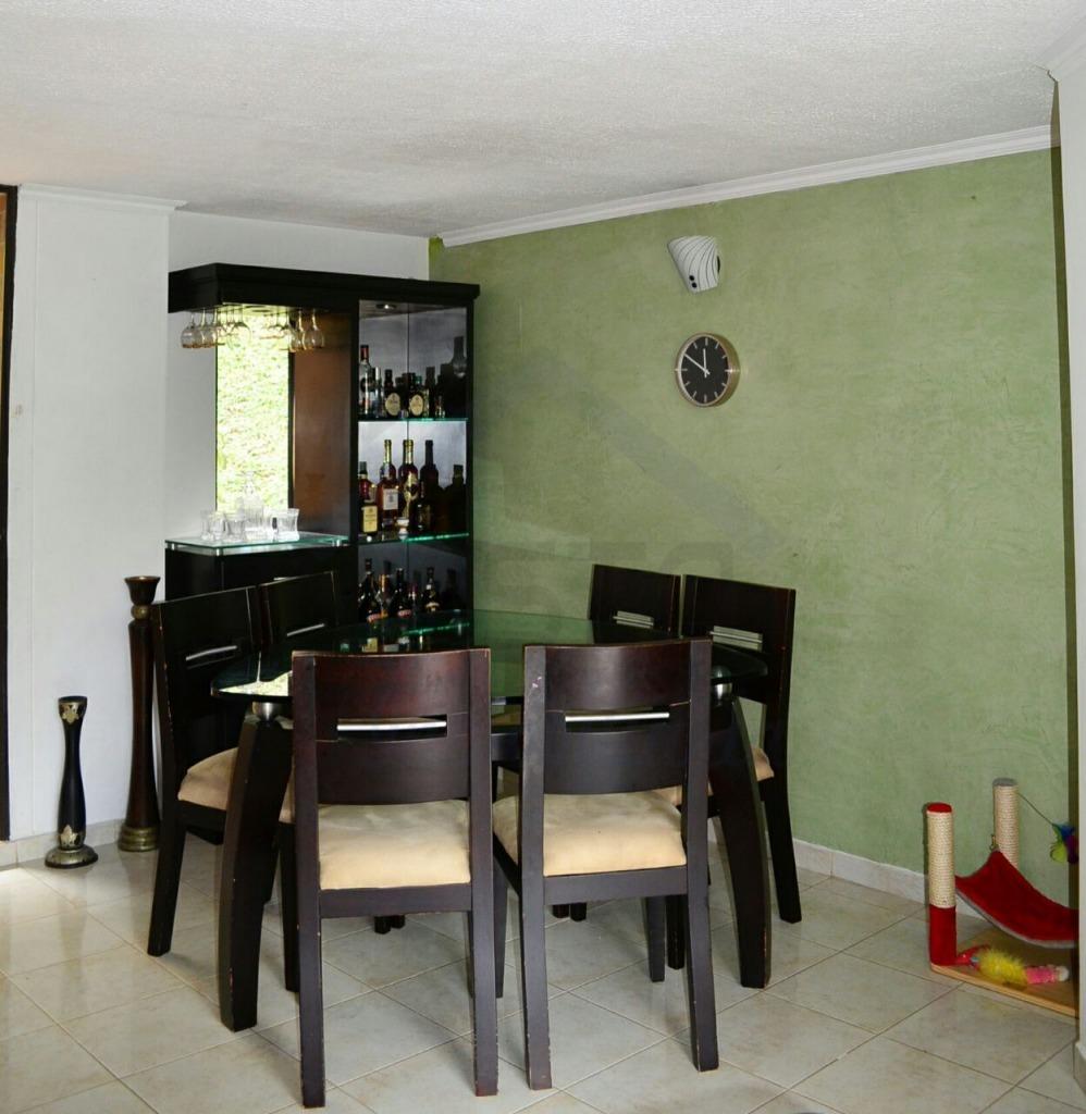 APARTAMENTO HERMOSO EN UNIDAD CERRADA EN EL SECTOR CASTROPOL