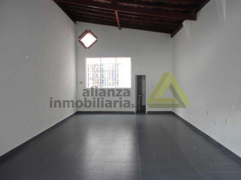 Arriendo Local GUATIGUARA  Alianza Inmobiliaria S.A