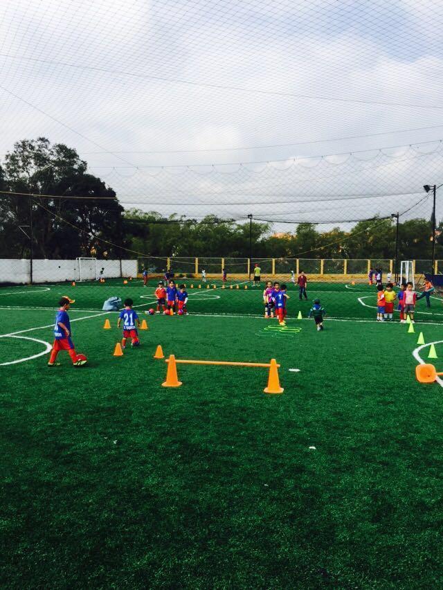 Vendo negocio de Canchas Sinteticas Futbol 5