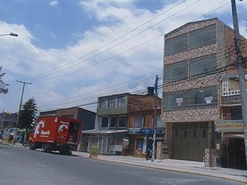 ARRIENDO BODEGA O LOCAL $ 2.500.000 UBICADA EXELENTE