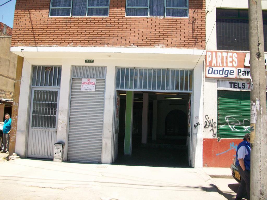 local bodega comercial arriendo restrepo